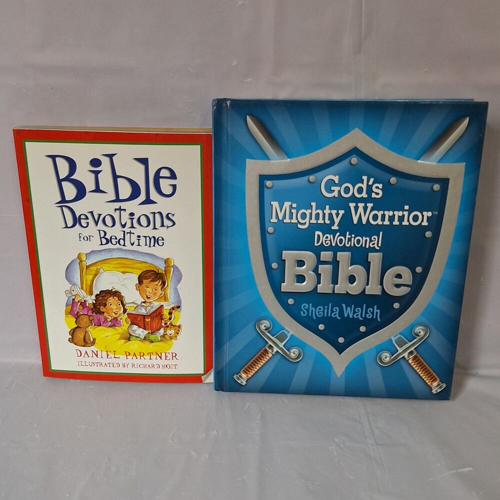 Childrens Daily Devotional Book Lot (Set of 2) - Kids Bible Studies - Like New